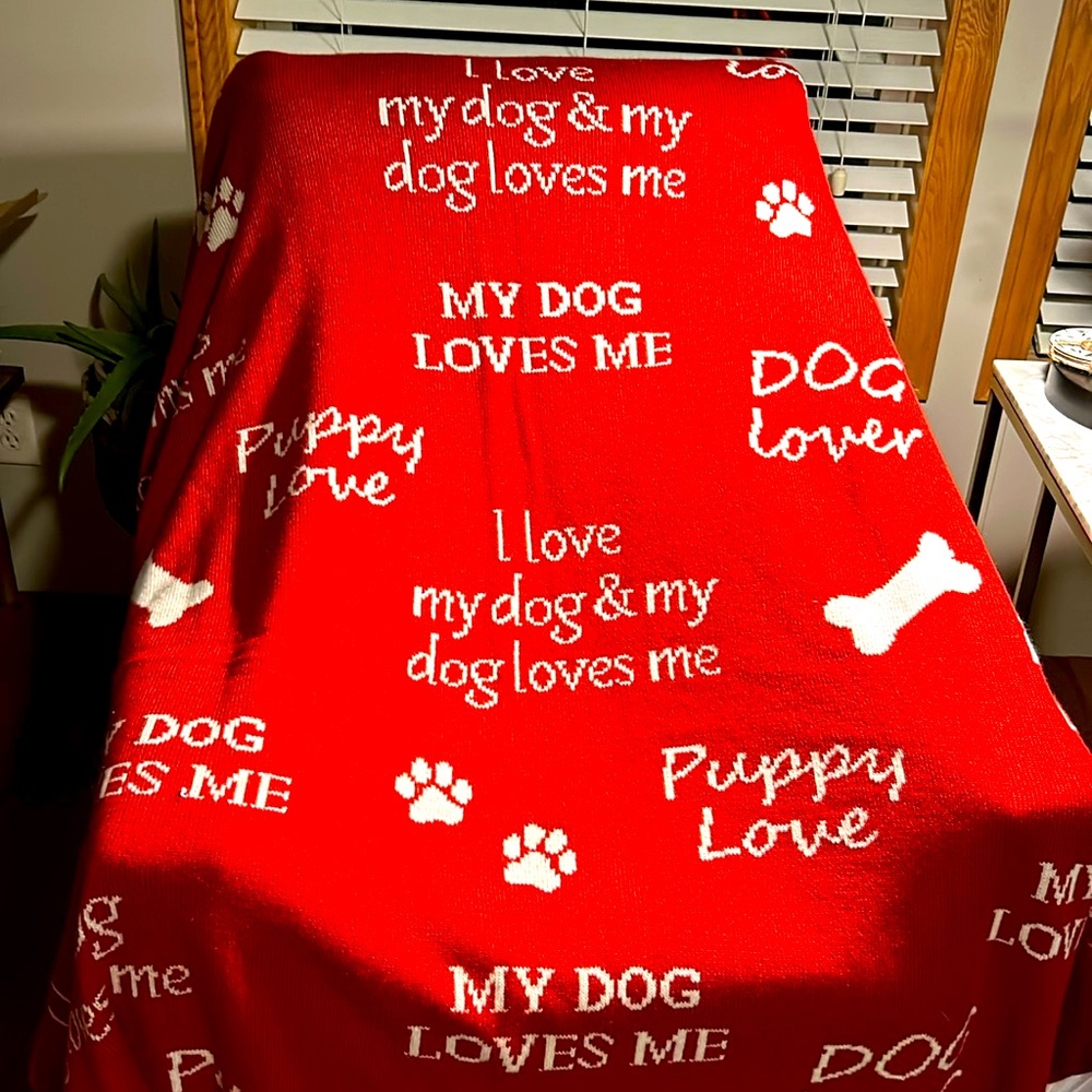 Domain ‘Puppy Love’ Sayings Throw Blanket